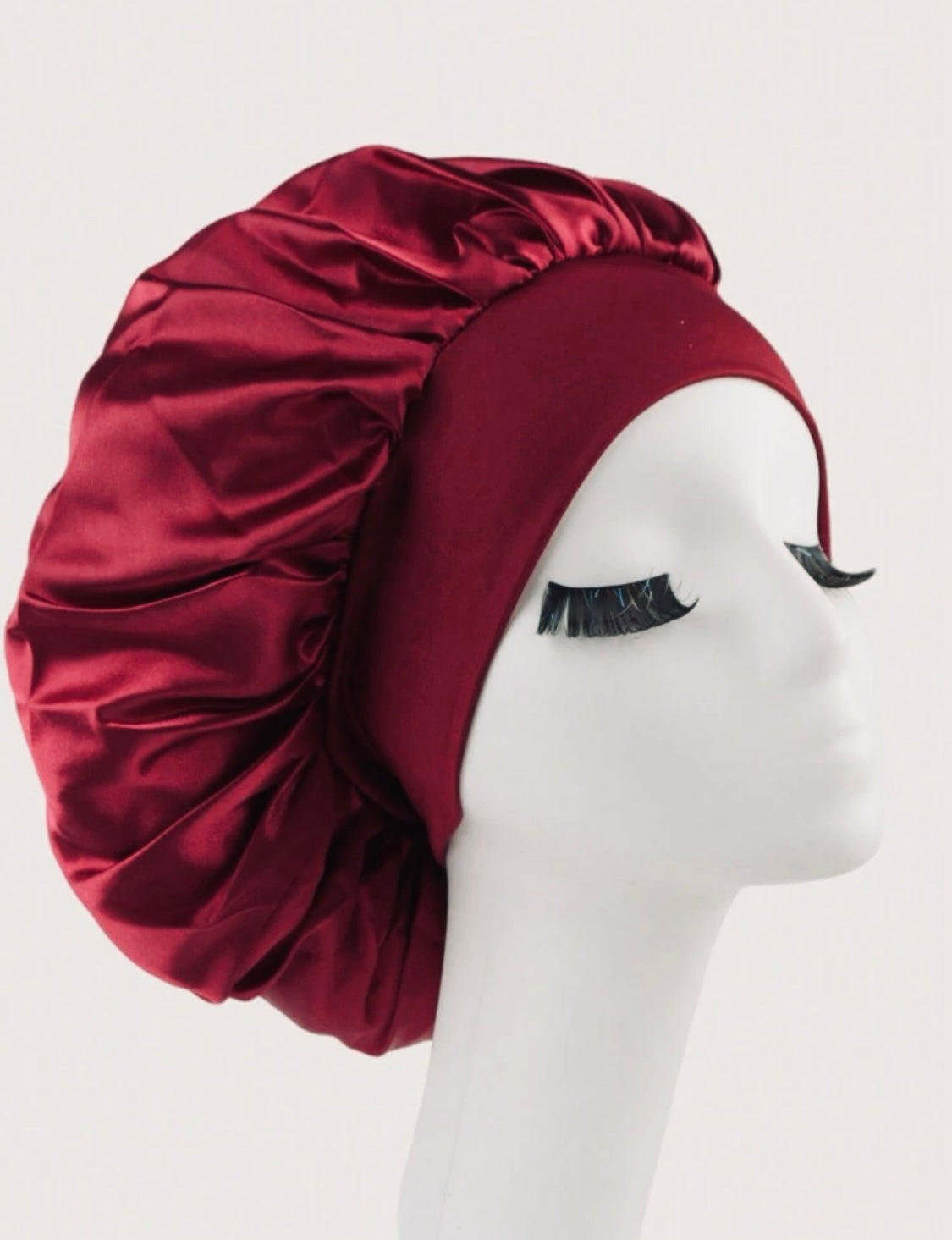 Wide silk bonnet